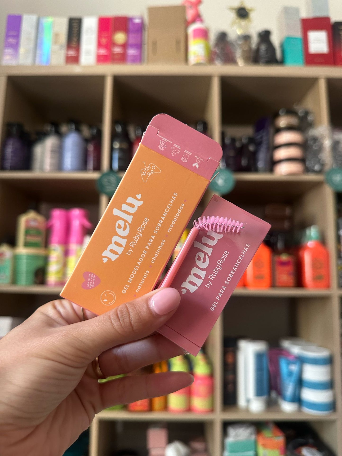 Gel Modelador de Sobrancelhas - Melu